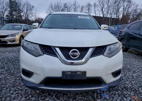 2016 Nissan Rogue S z USA, uszkodzony, nr VIN KNMAT2MV3GP682953